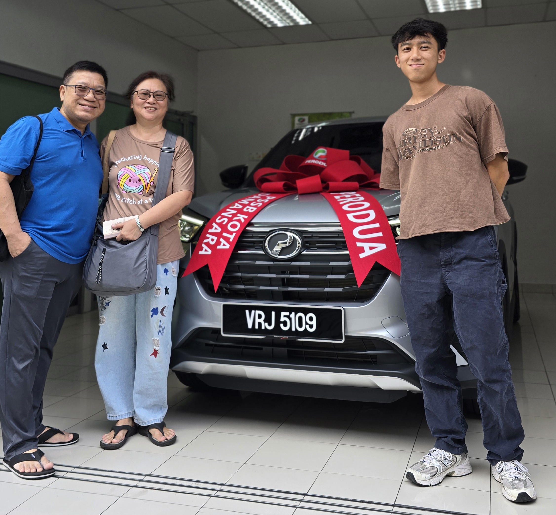 "We were so glad to have cik Mazlina from Perodua Kota Damansara to help us with the process of our car. She is responsive to all our queries and is professional in servicing us from day 1. 10/10 - Ms Agnes, Kota Damansara